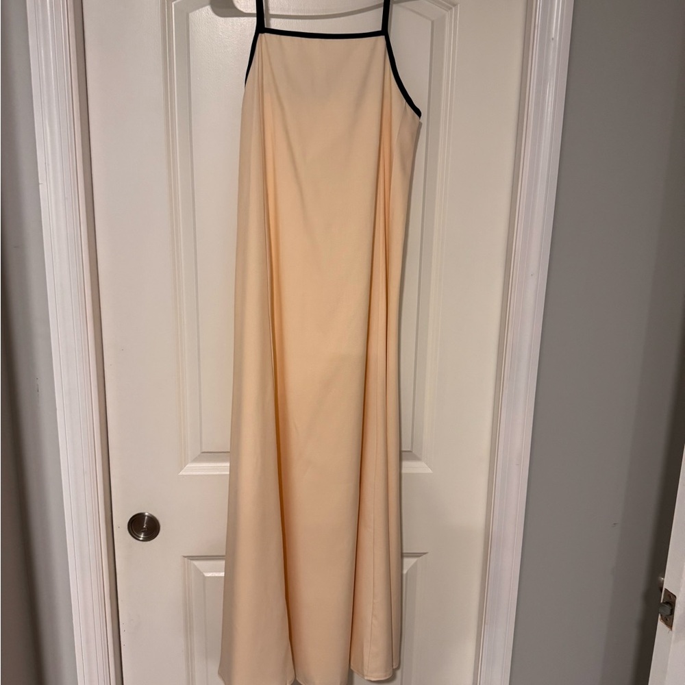 Slip Maxi dress with Contrast Trim - boutique unbranded EUC